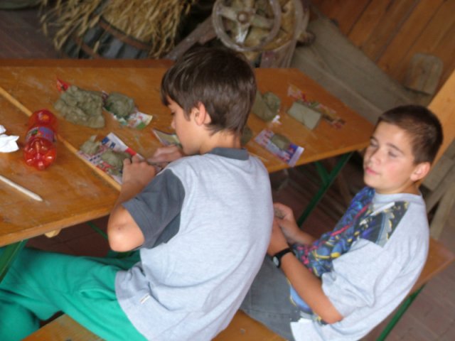 Kézműves tábor 2007.